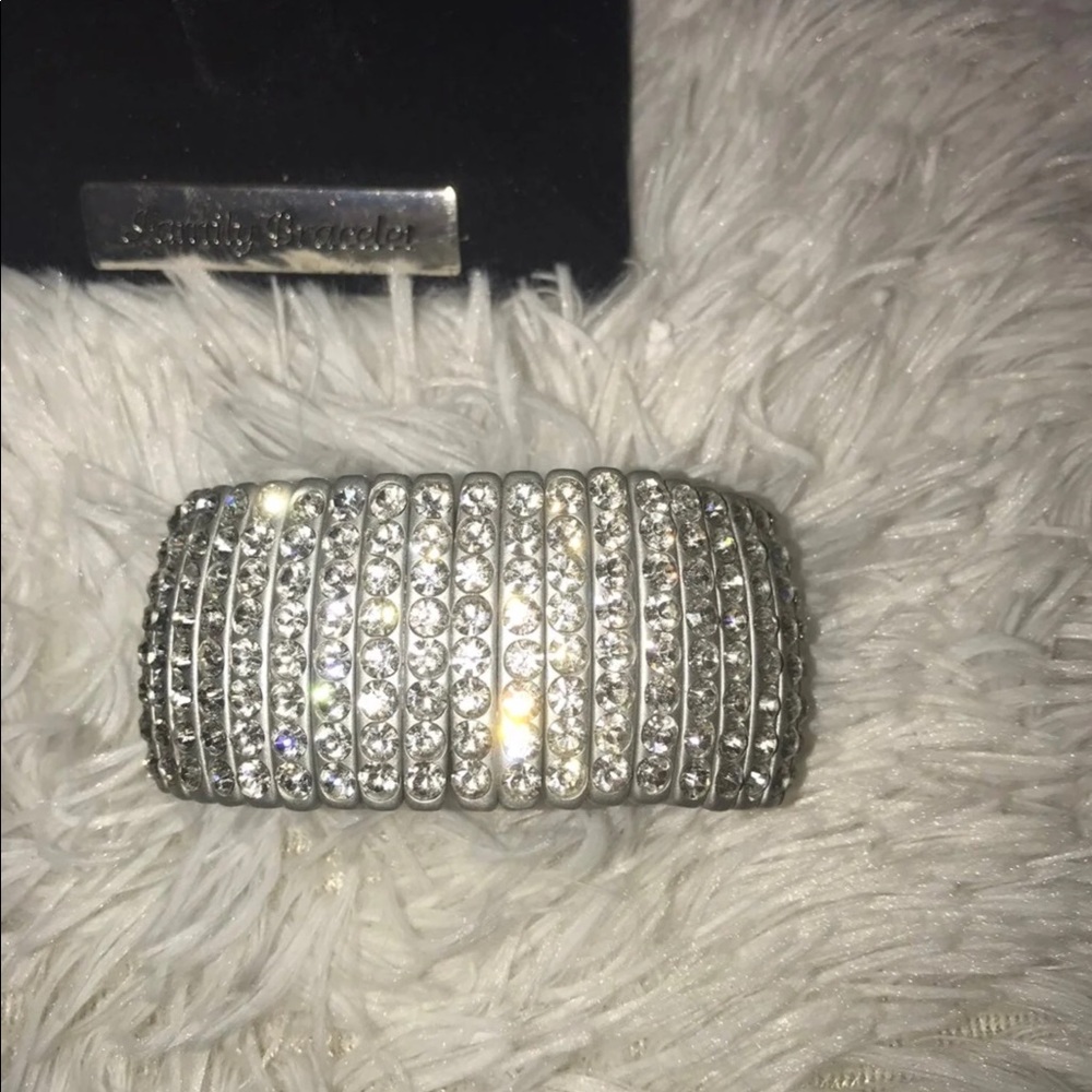 Bracelet - Picture 3 of 4